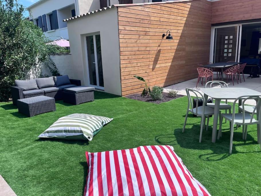Maison Climatisee, Piscine, A 5 Minutes Des Grands Buffets Narbona Exterior foto
